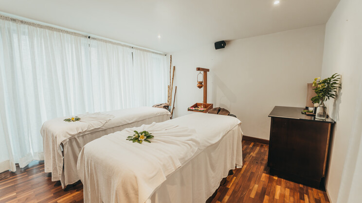 Crystals Beach Resort Belle Mare